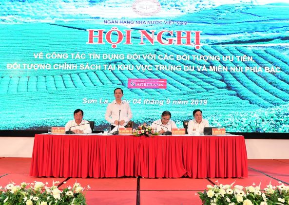 Đáp ứng đủ vốn với đối tượng chính sách