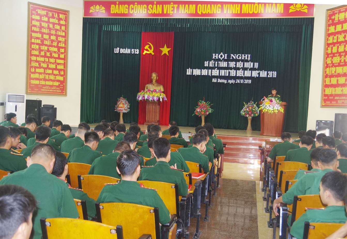 Tiếp tục xây dựng đơn vị điểm vững mạnh toàn diện “Tiêu biểu, mẫu mực”