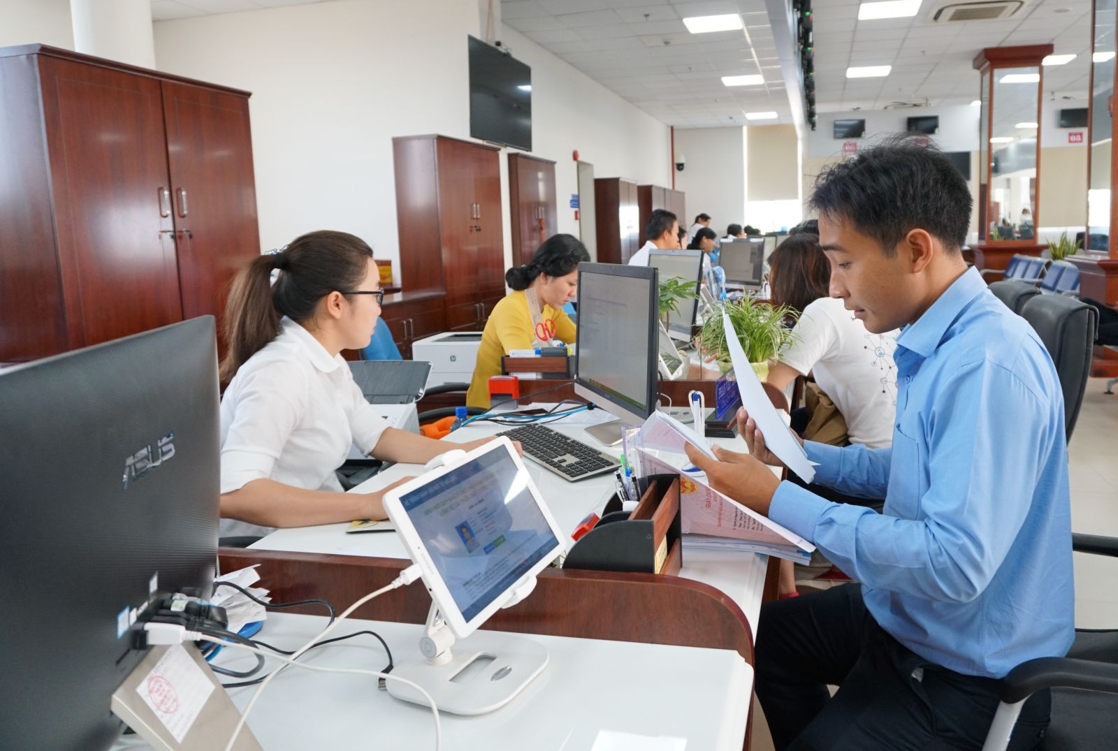 Long An Sắp xếp bộ máy tinh gọn, nâng cao hiệu lực, hiệu quả hoạt động của hệ thống chính trị