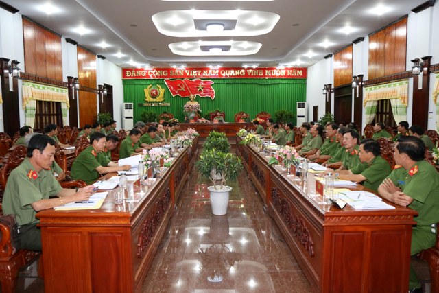 Công an Sóc Trăng đấu tranh vô hiệu hóa với các loại tội phạm ​