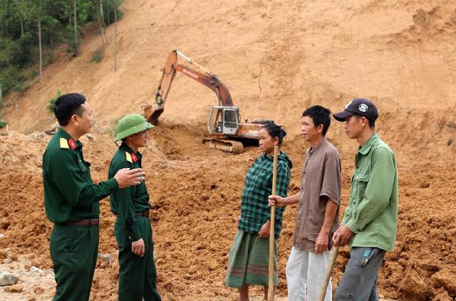 Ấm áp tình quân dân Na Chừa