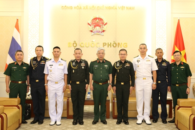 Thượng tướng Nguyễn Chí Vịnh tiếp Trưởng Phái đoàn Liên minh châu Âu