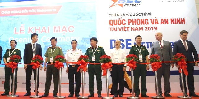 Lan tỏa hình ảnh và vị thế của quốc phòng, an ninh Việt Nam với cộng đồng quốc tế