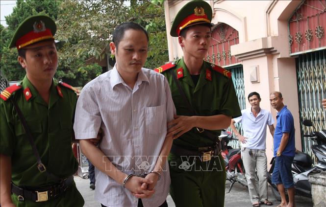 Phiên tòa xét xử vụ gian lận điểm thi ở Hà Giang kéo dài so với dự kiến