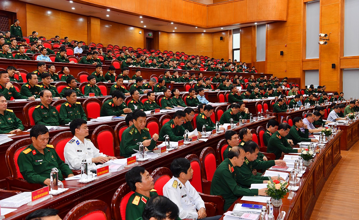 Phát huy vai trò đội ngũ cán bộ chính trị trong Quân đội