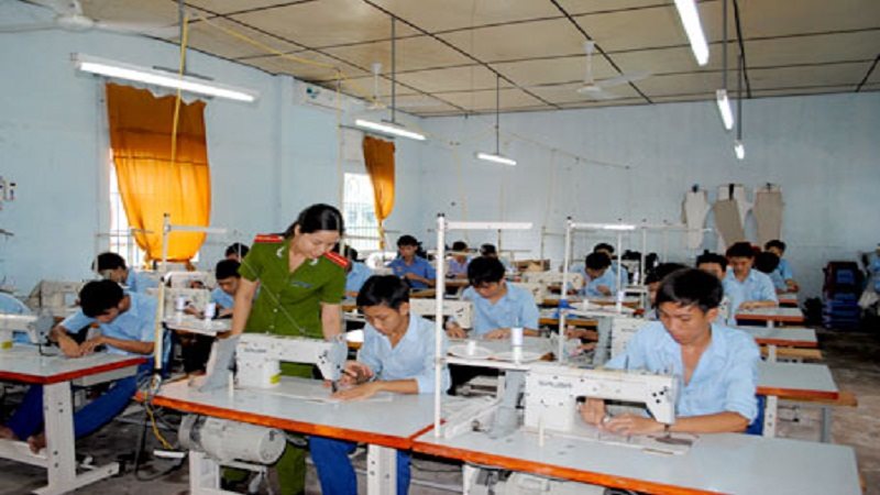 Trường hợp nào không phải áp dụng biện pháp đưa vào cơ sở giáo dục bắt buộc