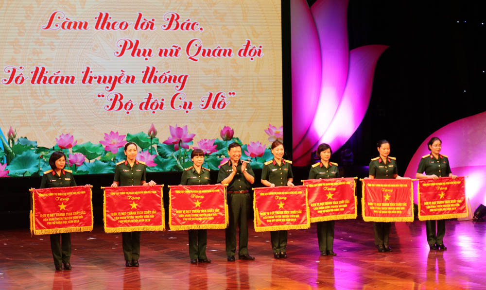 Bế mạc Liên hoan Tuyên truyền viên giỏi phụ nữ Quân đội năm 2019 khu vực phía Bắc