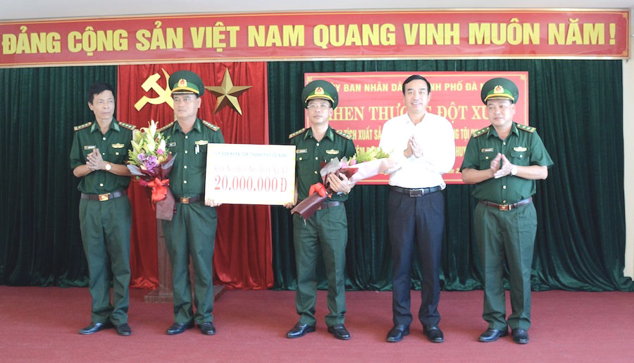Đà Nẵng khen thưởng thành tích phá án ma túy
