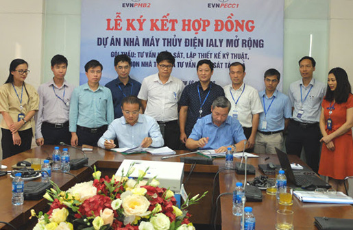 Ký hợp đồng tư vấn Dự án Nhà máy Thủy điện Ialy mở rộng
