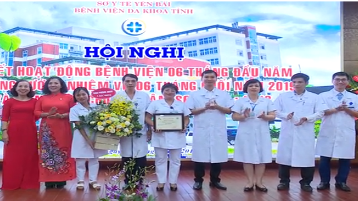 Bệnh viện Đa khoa tỉnh Yên Bái đón nhận Chứng nhận ISO 15189  2012