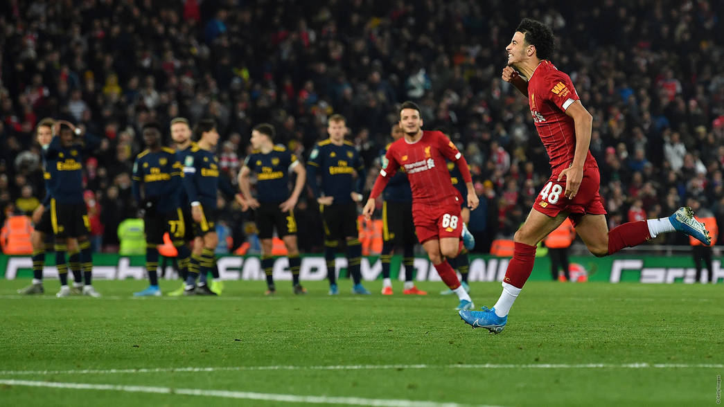 Liverpool loại Arsenal khỏi Cúp Liên đoàn