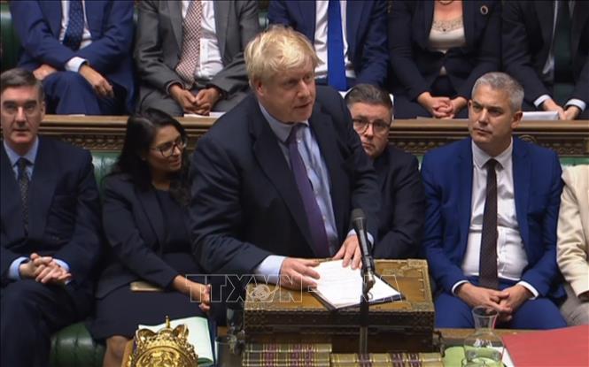 Thủ tướng Anh thất vọng khi Brexit không diễn ra đúng hạn