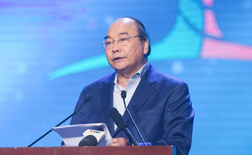 Hơn 877 tỷ đồng ủng hộ người nghèo