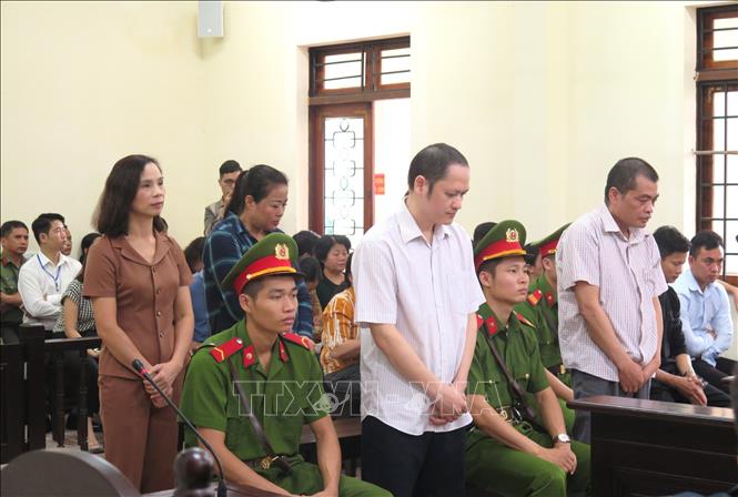 Tuyên phạt 5 bị cáo trong vụ án gian lận điểm thi tại Hà Giang