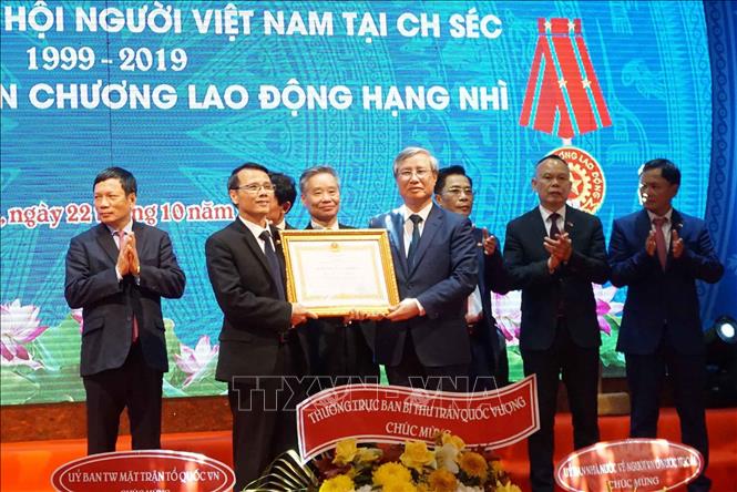 Nâng cao vị thế, chất lượng hội nhập của người Việt Nam tại Séc 🎥