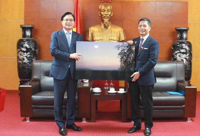 Đẩy mạnh xúc tiến thương mại và đầu tư Việt Nam - Hàn Quốc