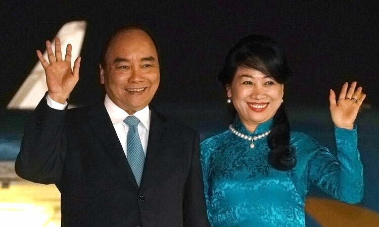 Thủ tướng lên đường tham dự Hội nghị Cấp cao ASEAN lần thứ 35