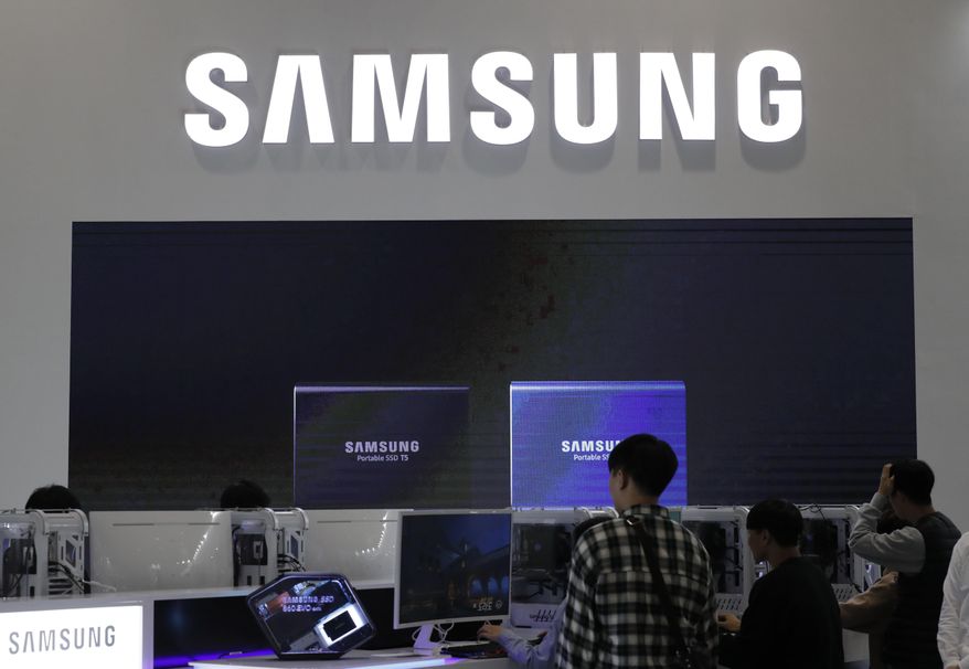 Lợi nhuận của Samsung giảm 56 trong quý III