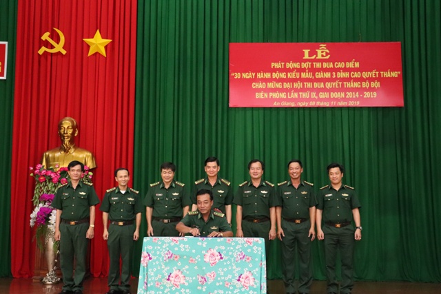 “30 ngày hành động kiểu mẫu, giành 03 đỉnh cao quyết thắng”