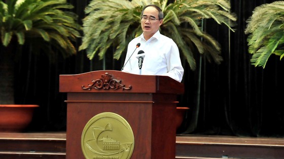 Đánh giá cán bộ, đảng viên, phải chú ý đến tính gương mẫu và ý thức chấp hành pháp luật
