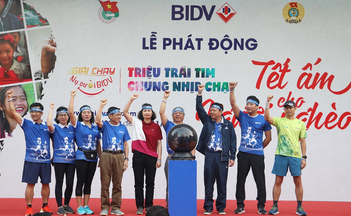 BIDV Giải chạy online khởi động ấn tượng với hơn 16 000 người đăng ký tham gia