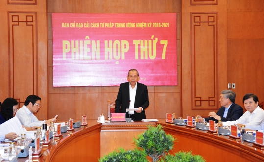 Xây dựng nền tư pháp trong sạch, vững mạnh, dân chủ, nghiêm minh