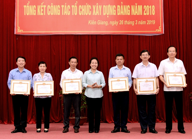 Kiên Giang Nâng cao chất lượng đội ngũ cán bộ, đảng viên