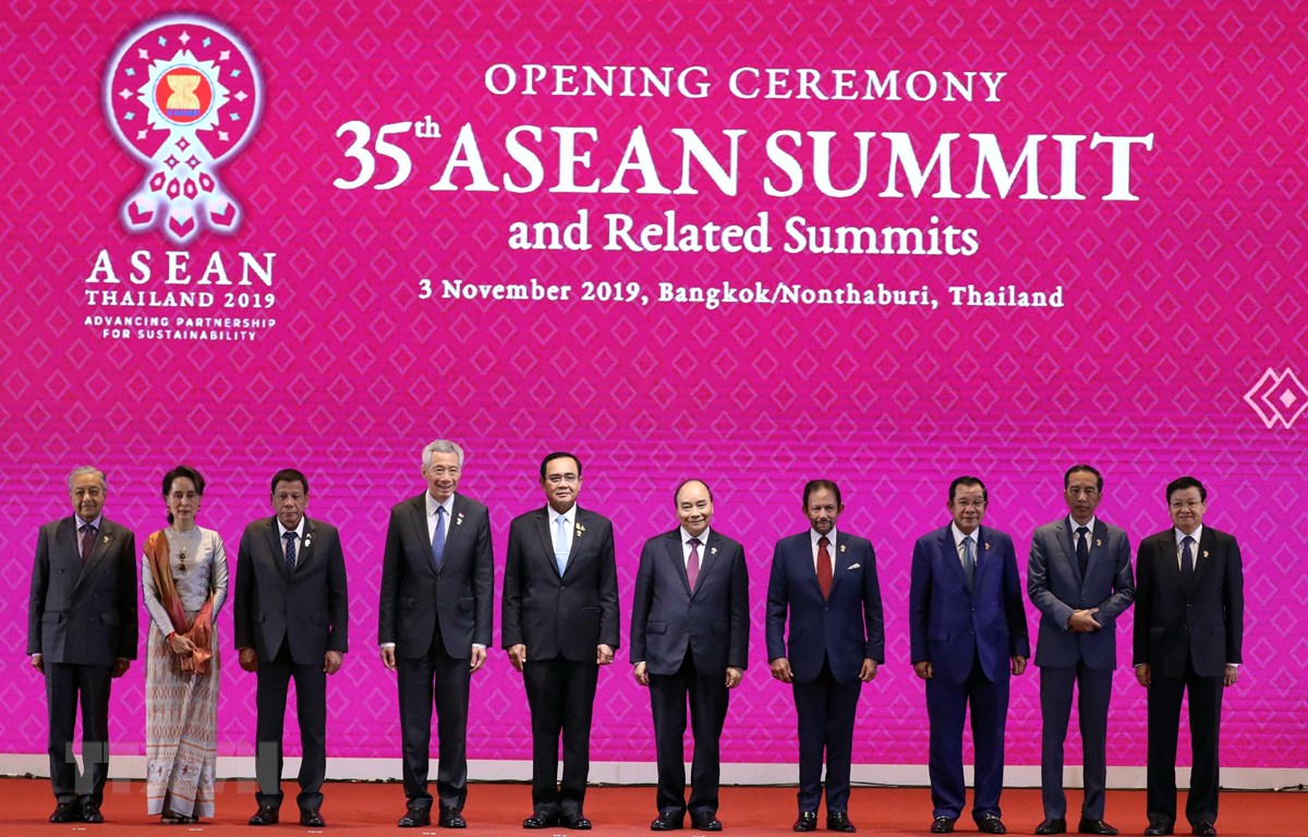 Thủ tướng Nguyễn Xuân Phúc dự Phiên khai mạc Hội nghị ASEAN 35