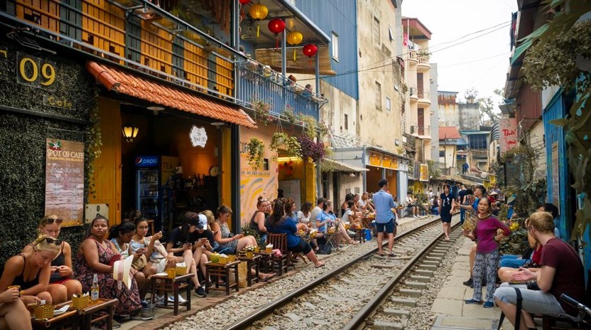 Xem xét kiến nghị của người dân “phố cà phê đường tàu”