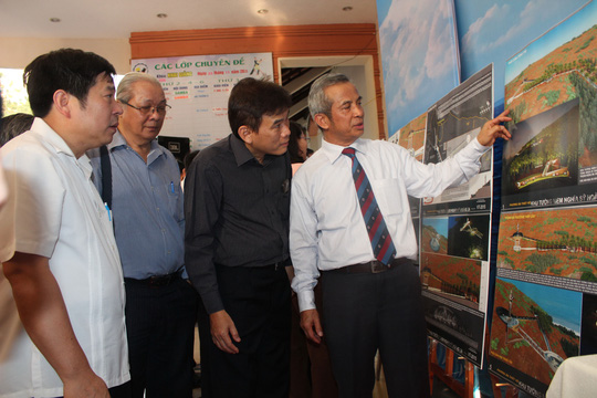 Design for fallen Hoang Sa heroes memorial displayed in Ho Chi Minh city