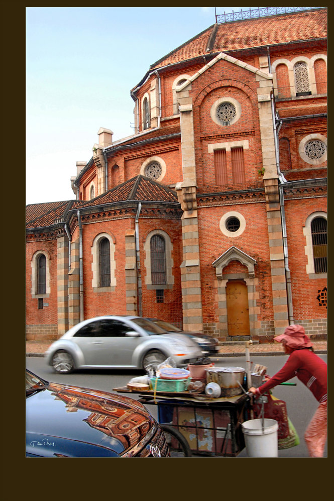 “Reflection of Saigon in 9,000sq m” photo exhibition