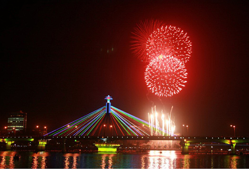 Da Nang Firework displays in four locations on Tet’s eve