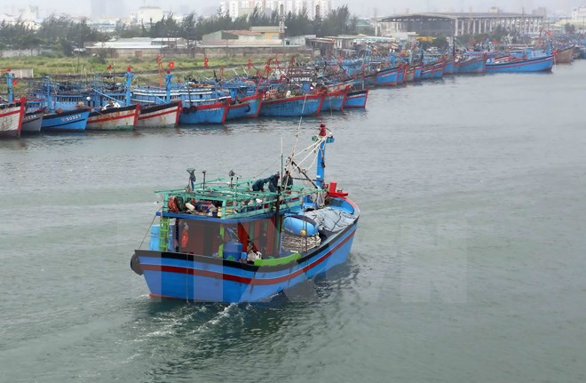Quang Ngai province Marine communications devices provided for fishermen