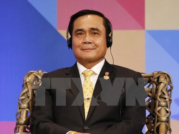 Thai people urged to pull together