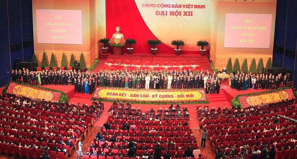 Vietnamese people in Algeria towards 12th National Party Congress