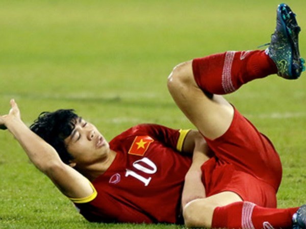 Phuong suffers injury as UAE defeat Vietnam