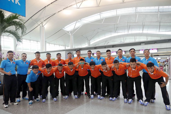 Vietnamese Futsal national squad travels to train in Uzbekistan