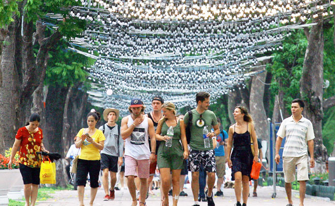 Hanoi targets nearly 3 8 million foreign arrivals in 2016