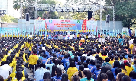 Volunteer Spring Campaign attracts over 31,000 students in HCM city
