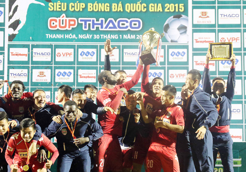 Becamex Binh Duong wins Super national cup 2015