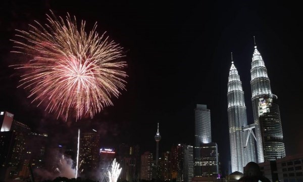 Malaysia welcomes 25 7 million foreign visitors in 2015