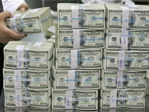 Remittances to Philippines make new record in 2015