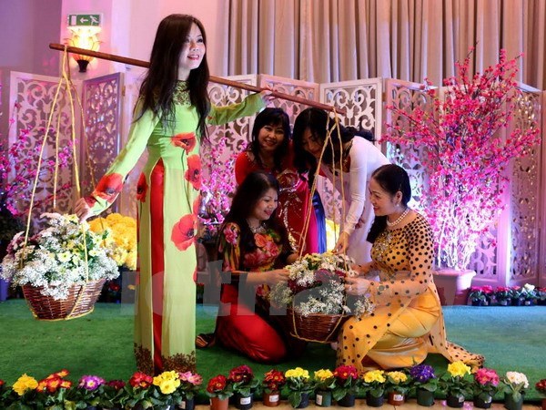 Overseas Vietnamese celebrate year of the monkey