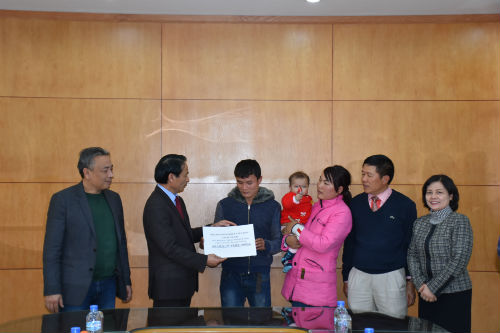 Vietnamese Business Association in Bulgaria supports cardiac surgery for Hanoian