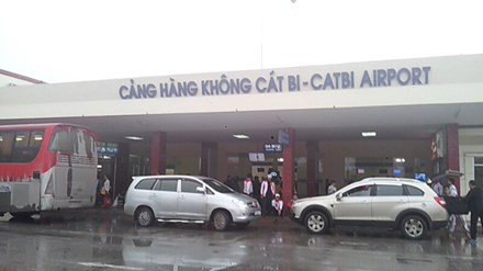 Eight flights of Vietnam Airlines cancelled due to bad weather in Hai Phong