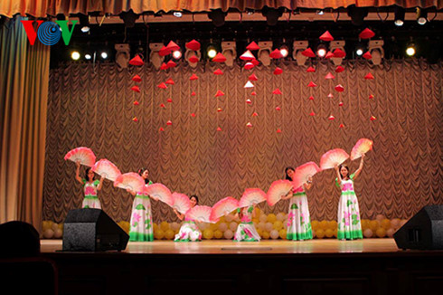 Vietnamese students in Russia celebrate upcoming International Women s Day