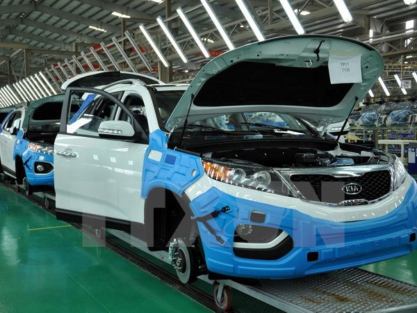 March automobile sales hike 112 percent