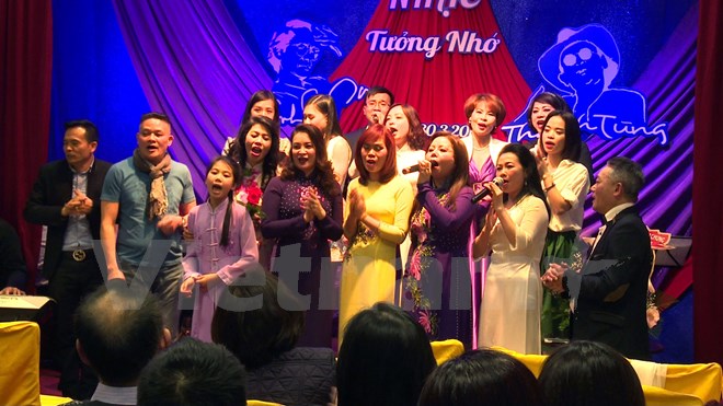 Music night in memory of musicians Trinh Cong Son and Thanh Tung in Czech