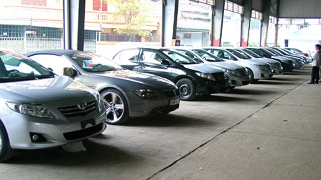 Some 25,000 autos sold in March