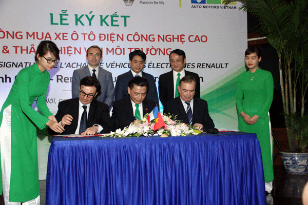First ever 100 Renault electric vehicles arrive in Vietnam this June